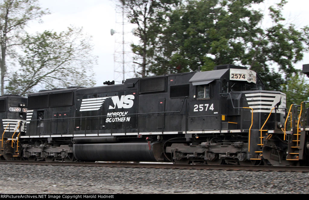 NS 2574